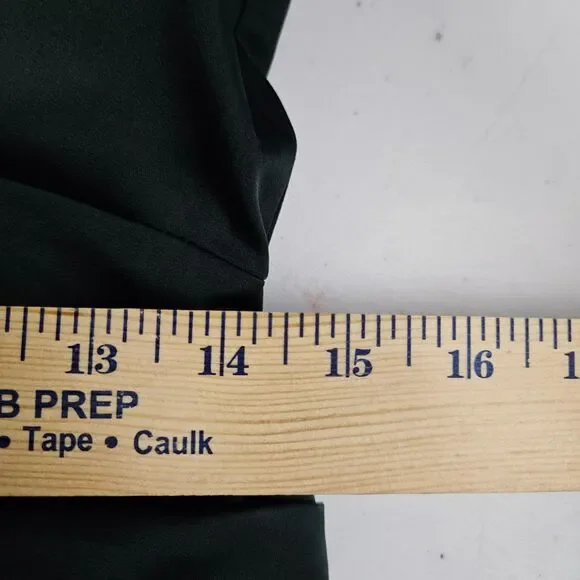 Veiled Collection Selena Dress Medium Green Ruched Elegant Cocktail Gown - Picture 14 of 15